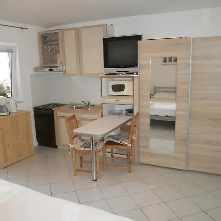 Apartment With A Parking Space Nin, Zadar - 12864 Nin
