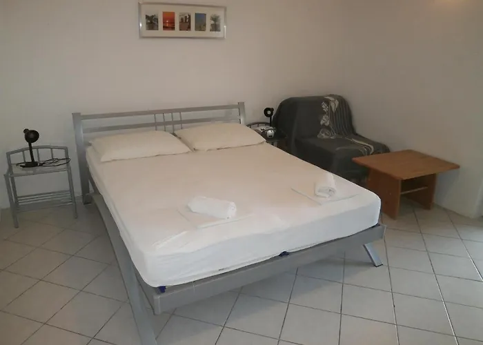 With Parking Space Nin, Zadar - 12864 Apartman *